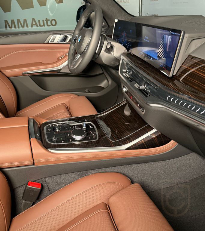 BMW X7 xDrive 40 d M Sport Pro Harman Frozen