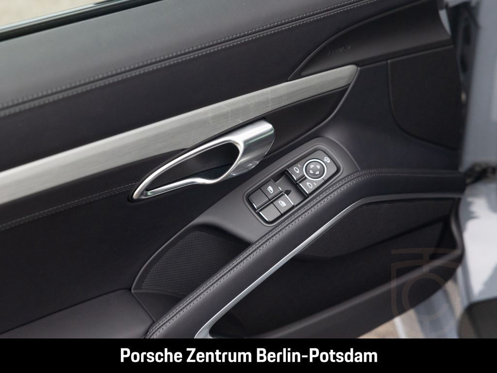 Porsche Cayman 718 SportDesign Paket PASM Sitzbelüftung