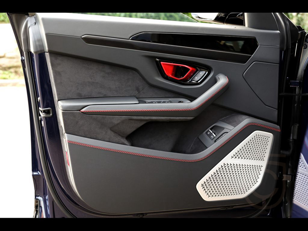 Lamborghini Urus SE°5Y SERVICE°PERFORMANTE°23°PANO°B&O 3D