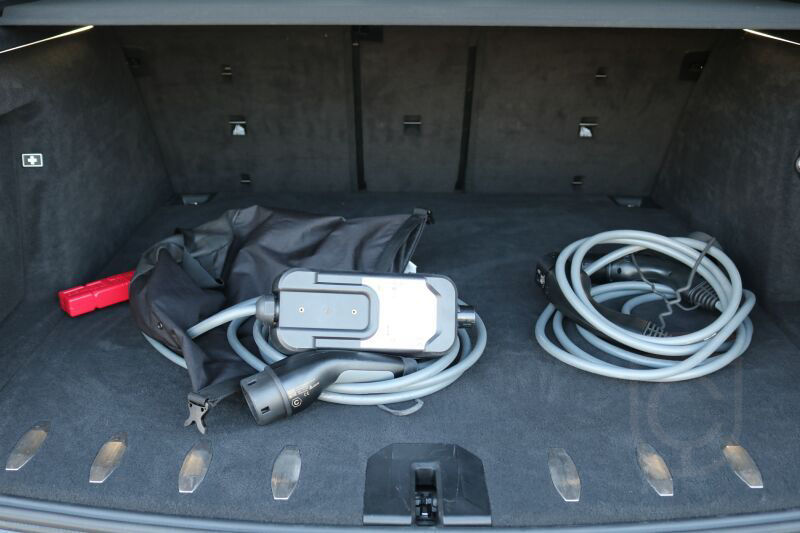 BMW XM AHK/B&W/MASSAGE/SOFT/360/S-LÜFT/GARAGE
