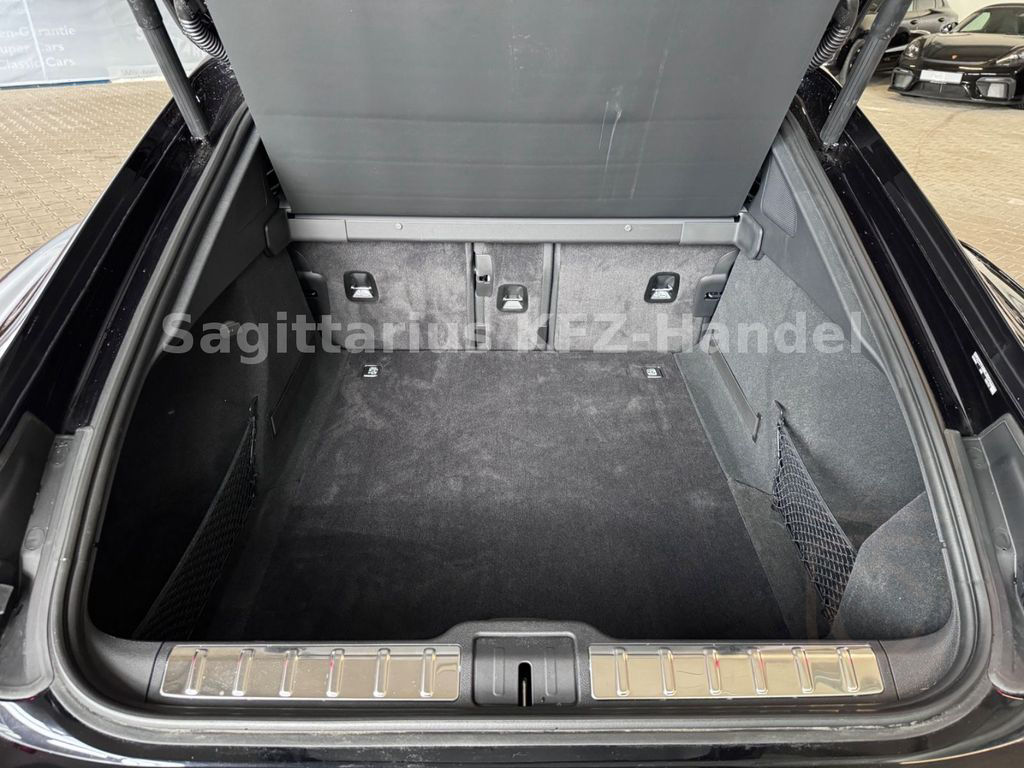 Porsche Panamera 4/InnoD/HUD/3xDisplay/Massage/SAGA/StHz