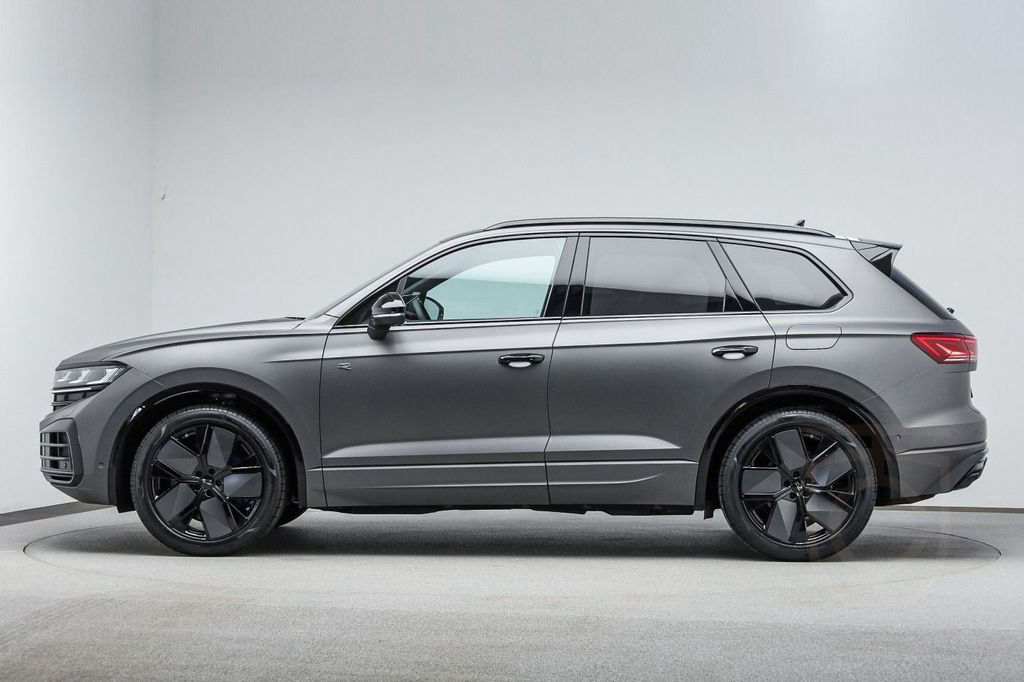 Volkswagen Touareg R 3.0 V6 eHybrid 4M MATT*PANO*DYNAUDIO*M