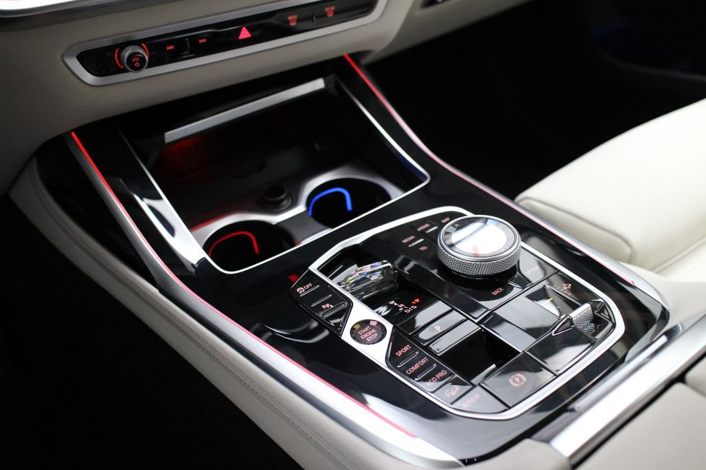 BMW X7 xDrive 40 i Head Up H&K Keyless