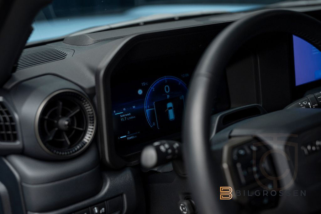 Toyota Land Cruiser 2.8 4WD First Edition JBL 360 HUD