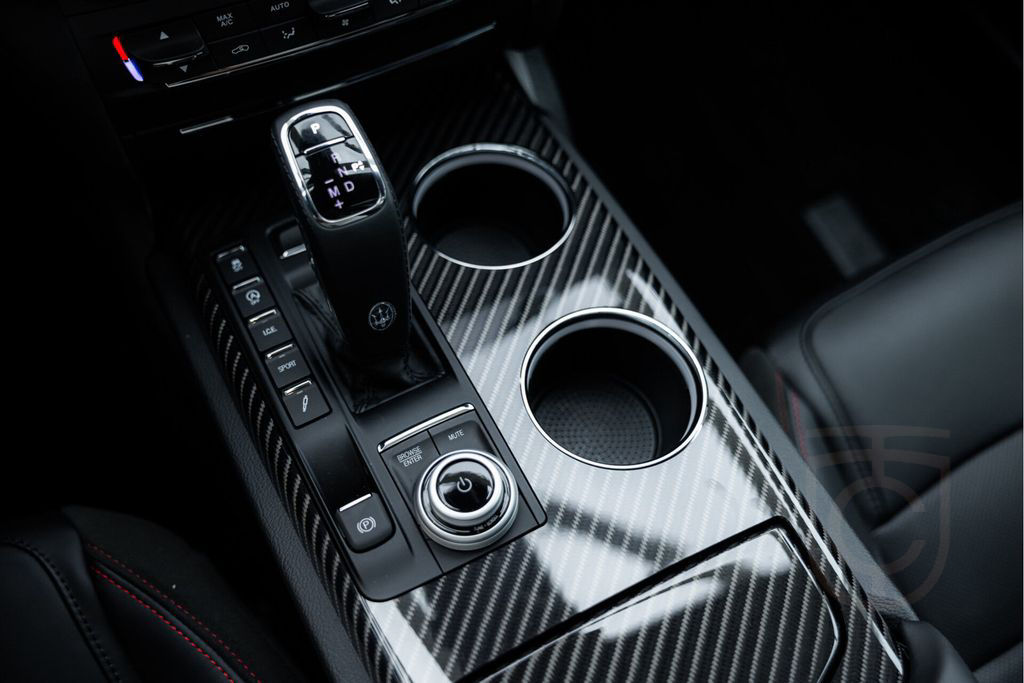 Maserati Ghibli Hybrid GT Edizione Finale | Heated Front