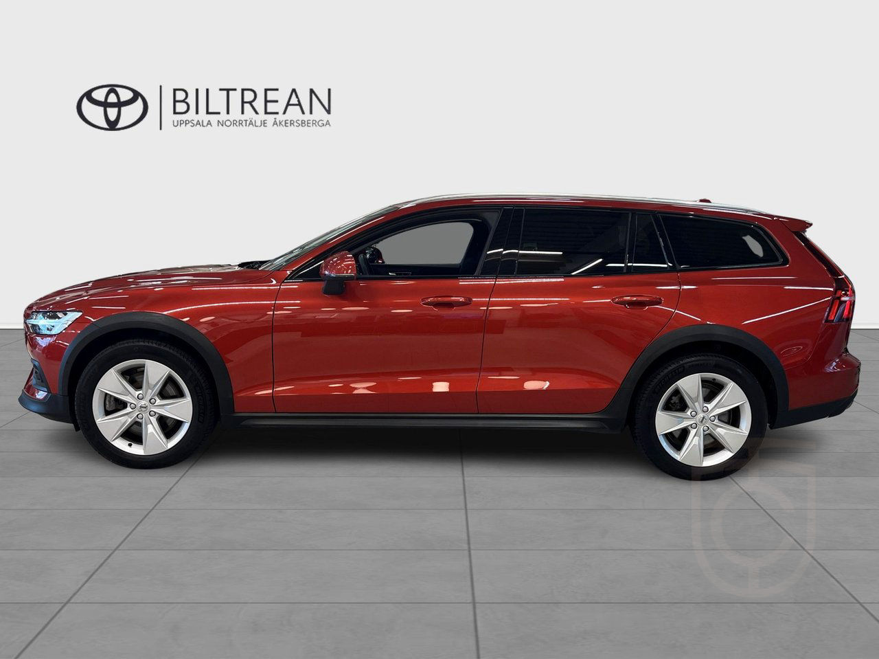 Volvo V60 Cross Country B4 AWD Core