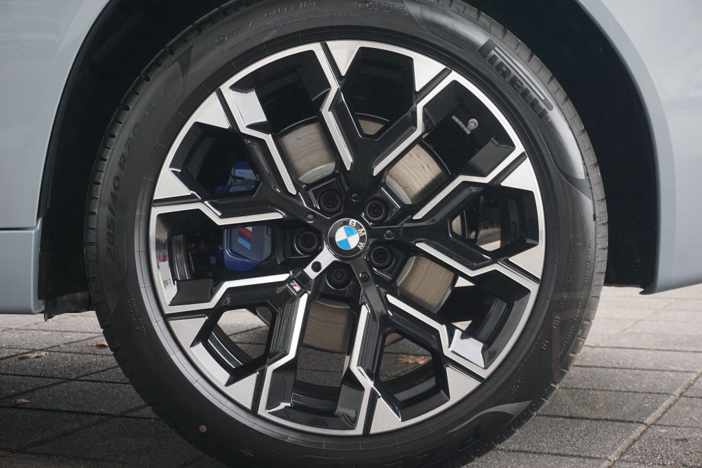 BMW X3 20d xDrive M-Sport NAVI LED AHK PANO 360° DA-