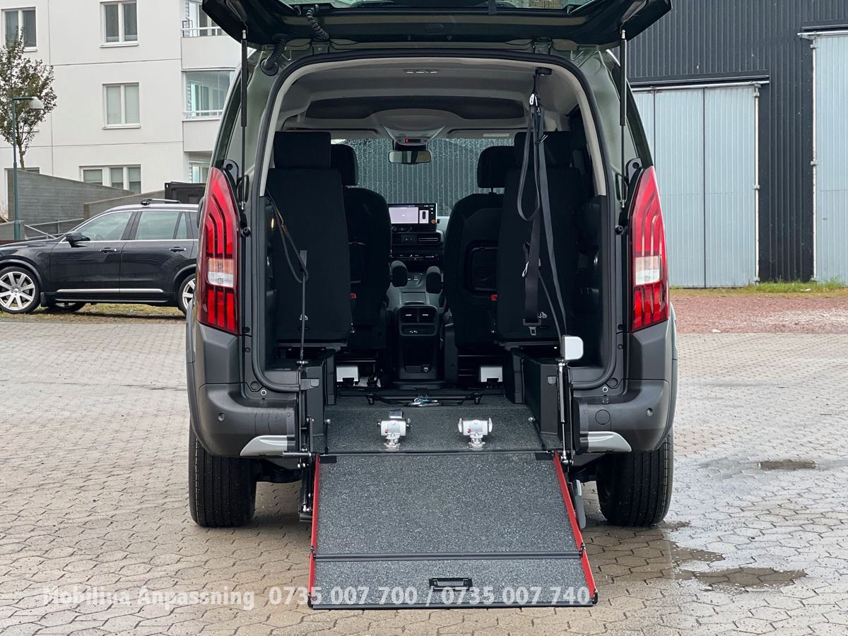 Peugeot Rifter Handikappanpassad Rullstolsbil