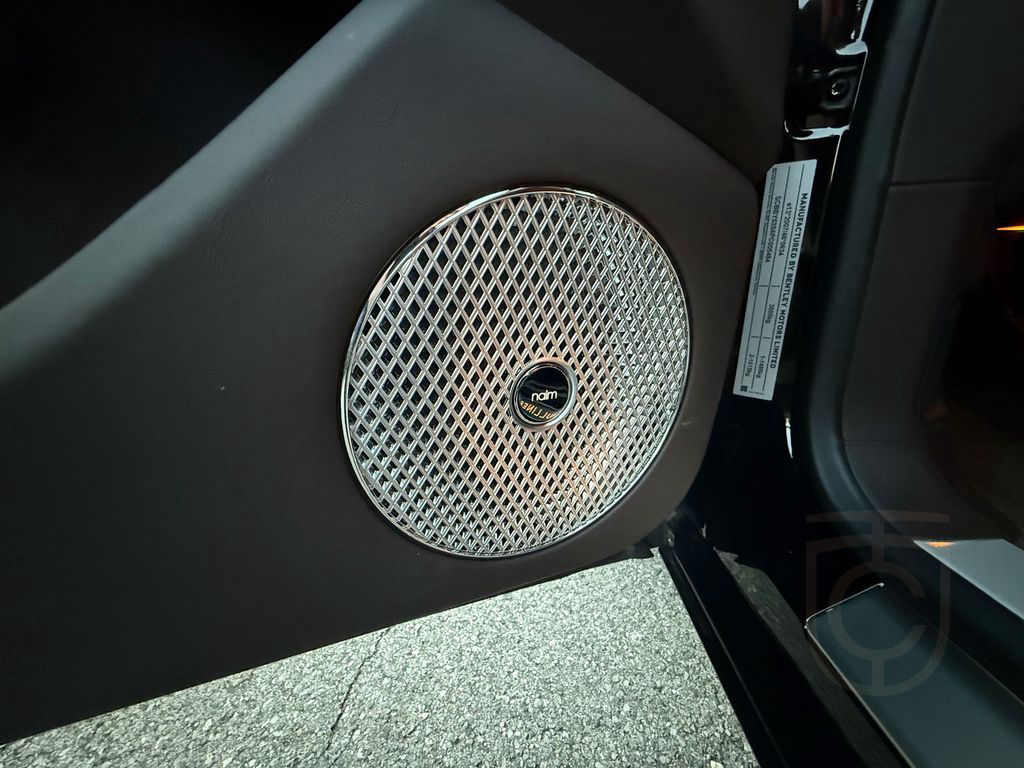 Bentley Flying Spur W12 Mullinier