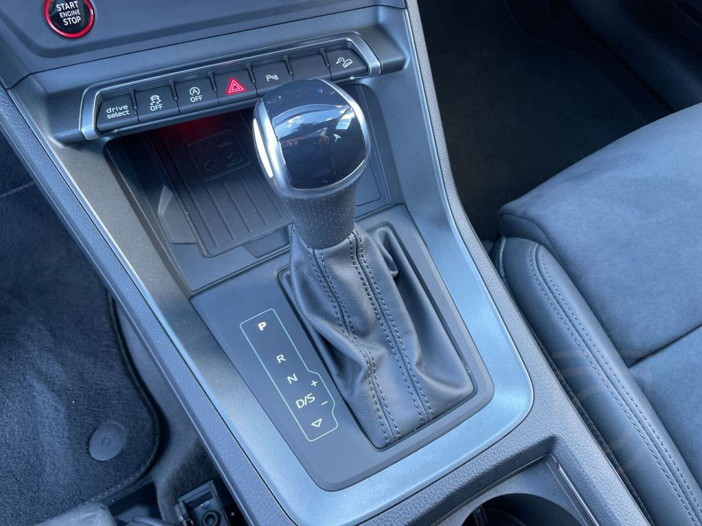 Audi RS Q3 Sportback quattro S tronic MATRIX AHK