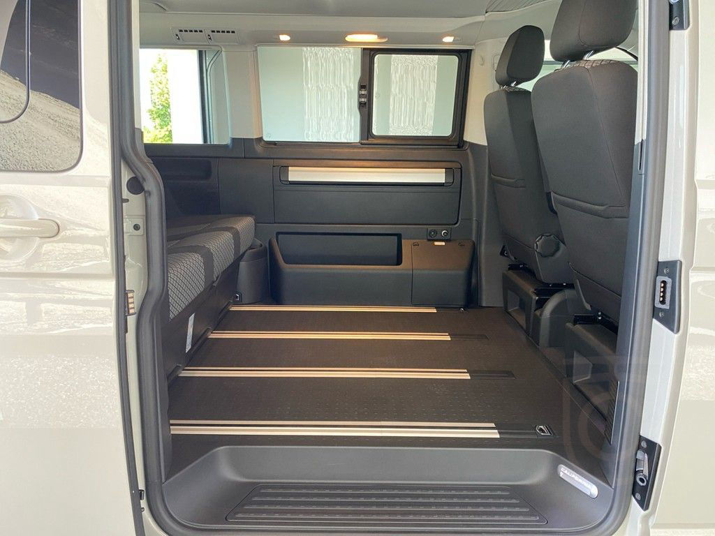 Volkswagen T6 California T6.1 2,0 TDI 4M Beach +STDHZG+AHK+