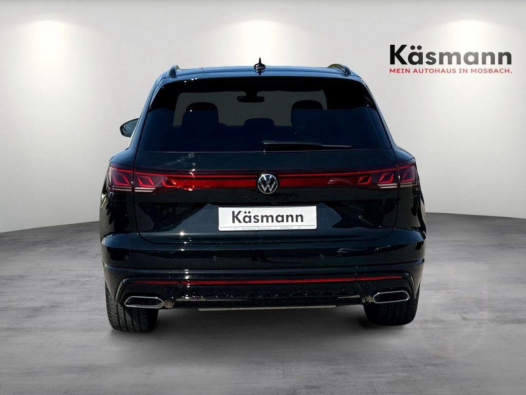Volkswagen Touareg R-Line 3.0TDI 4M BLACKSTYLE AHK PANO