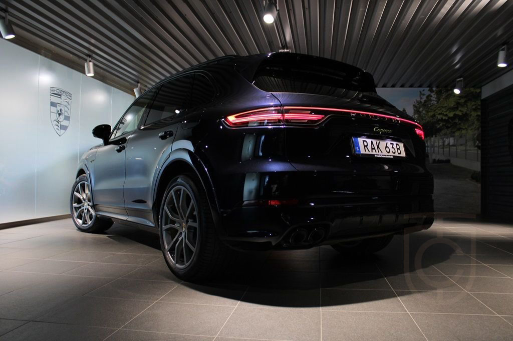 Porsche Cayenne E-Hybrid Platinum Edition