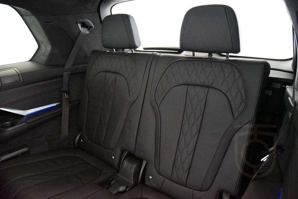 BMW X7 xDrive40d M Sport Head-Up Pano ACC*UVP133.800