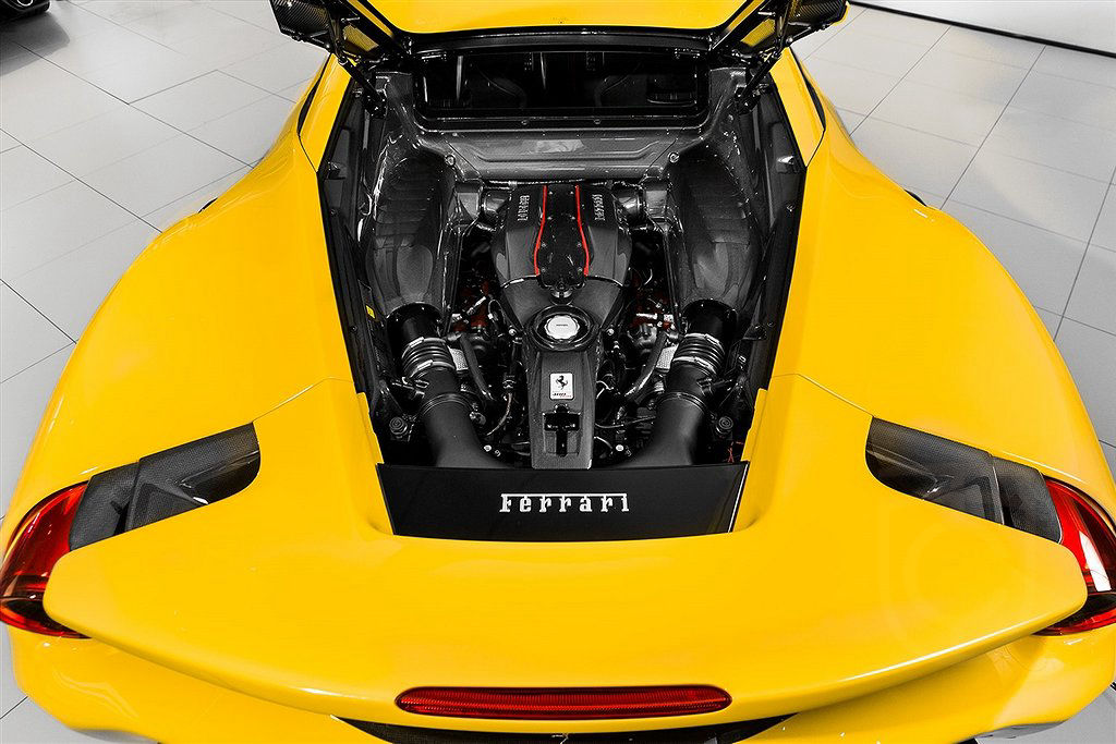 Ferrari 488 Pista
