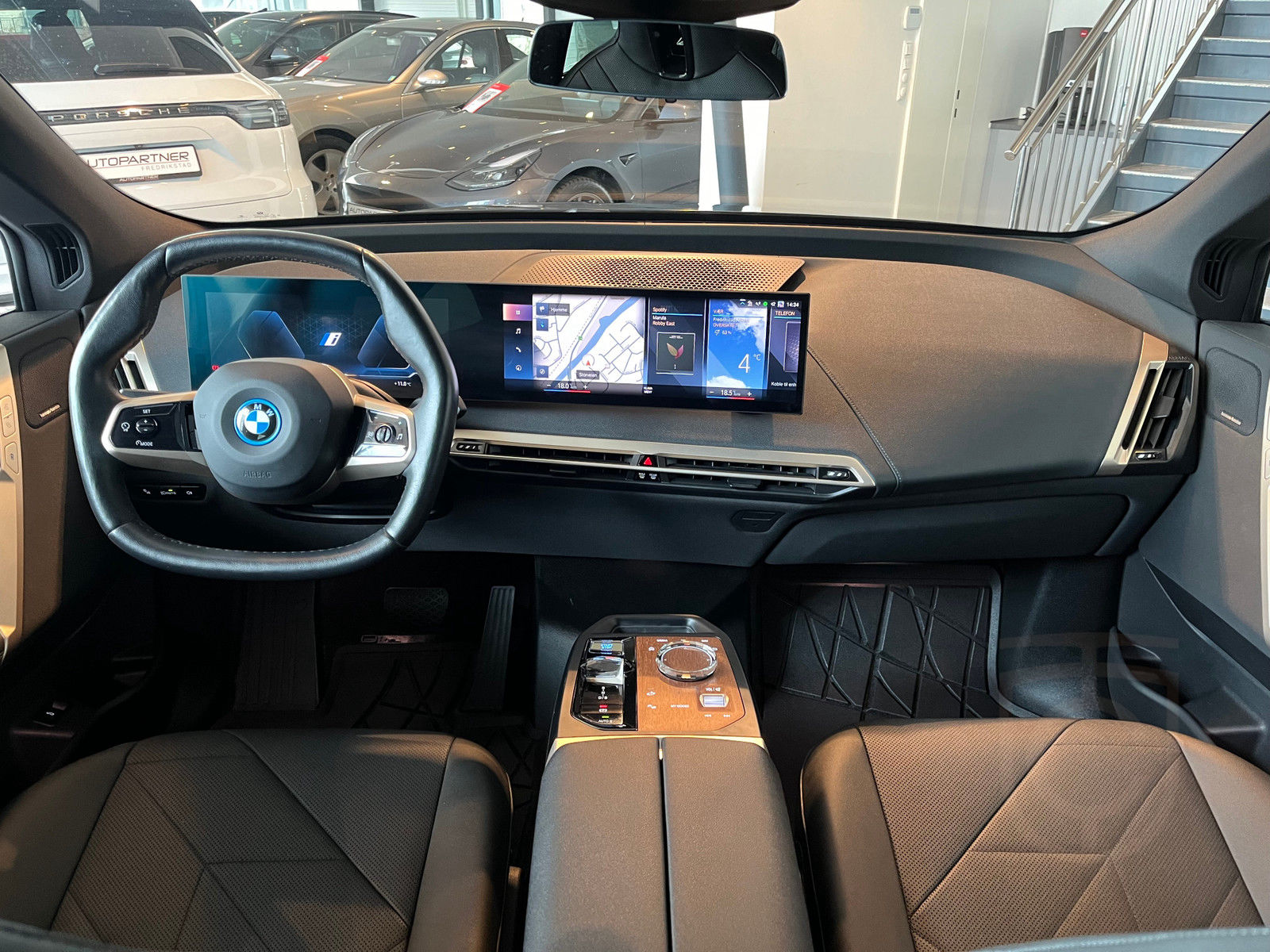 BMW iX xDrive 40