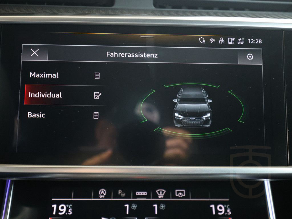 Audi RS6 Avant tiptronic AHK Standhz. B+O PANO