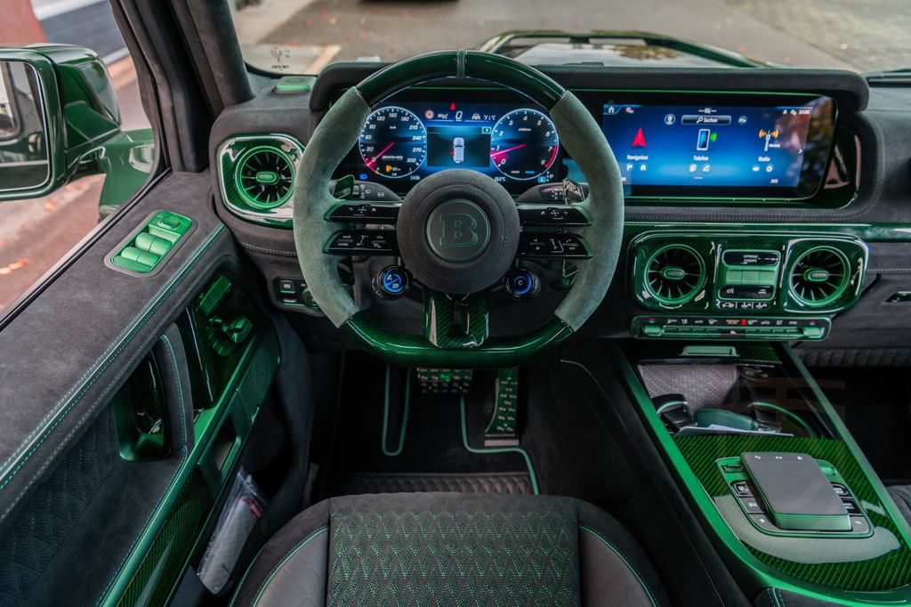 Mercedes-Benz BRABUS XLP 800 6x6 *MASTERPIECE*NEW MODEL*GREEN*