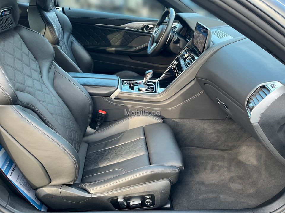 BMW M8 Competition xDrive Cabrio DAProf Sitzlüft HUD