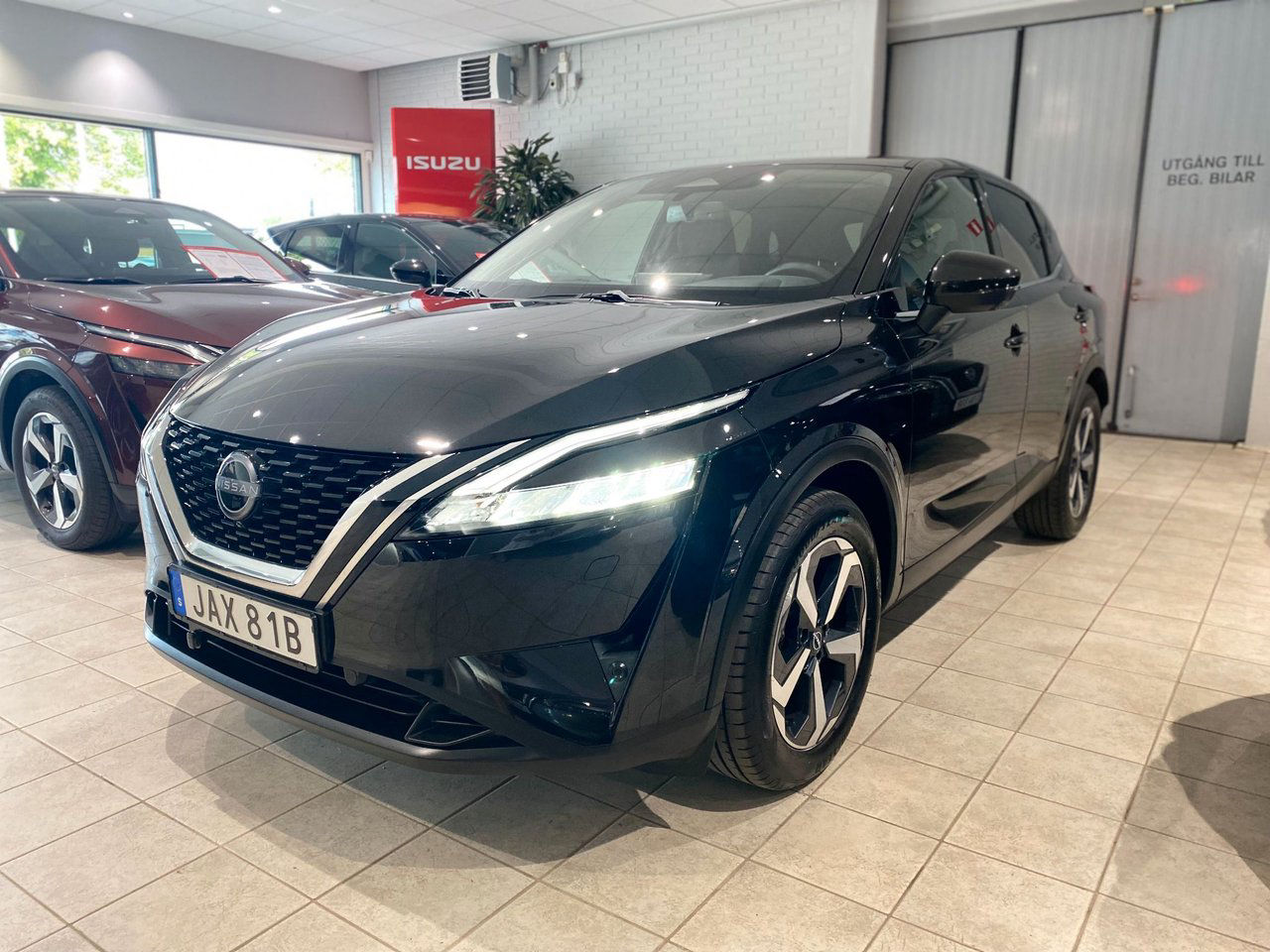 Nissan Qashqai 1.3 DIG-T XTRONIC-CVT N-Connecta