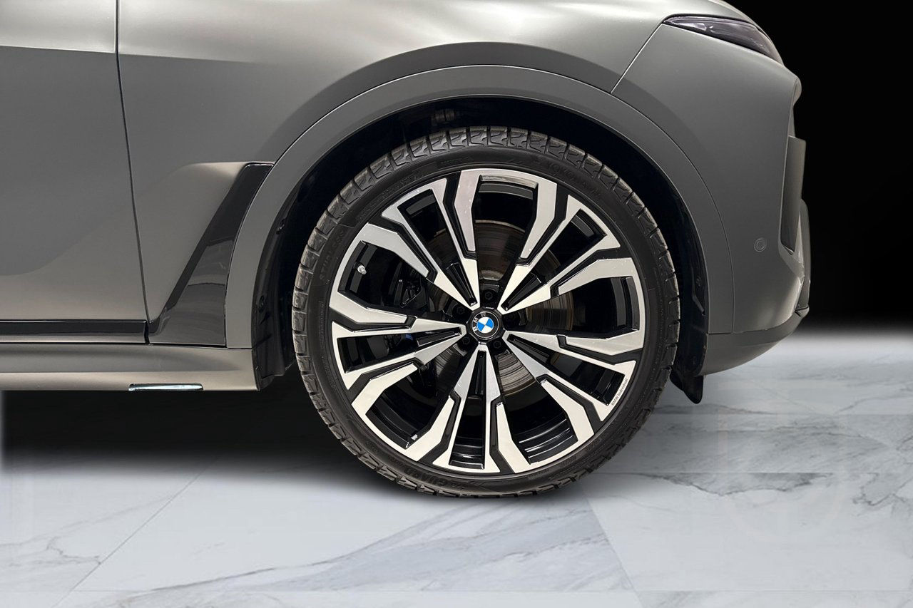 BMW X7 M60i xDrive