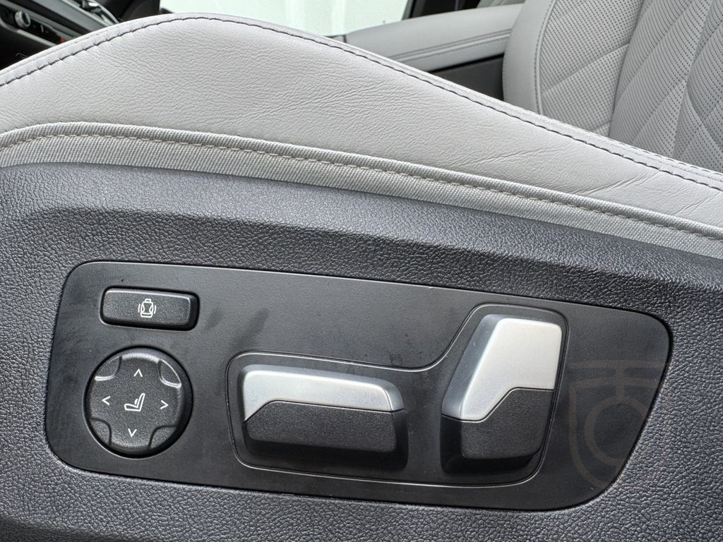 BMW X5 xDr30d M Sport Pro 22Zoll Luftfeder ACC 360°
