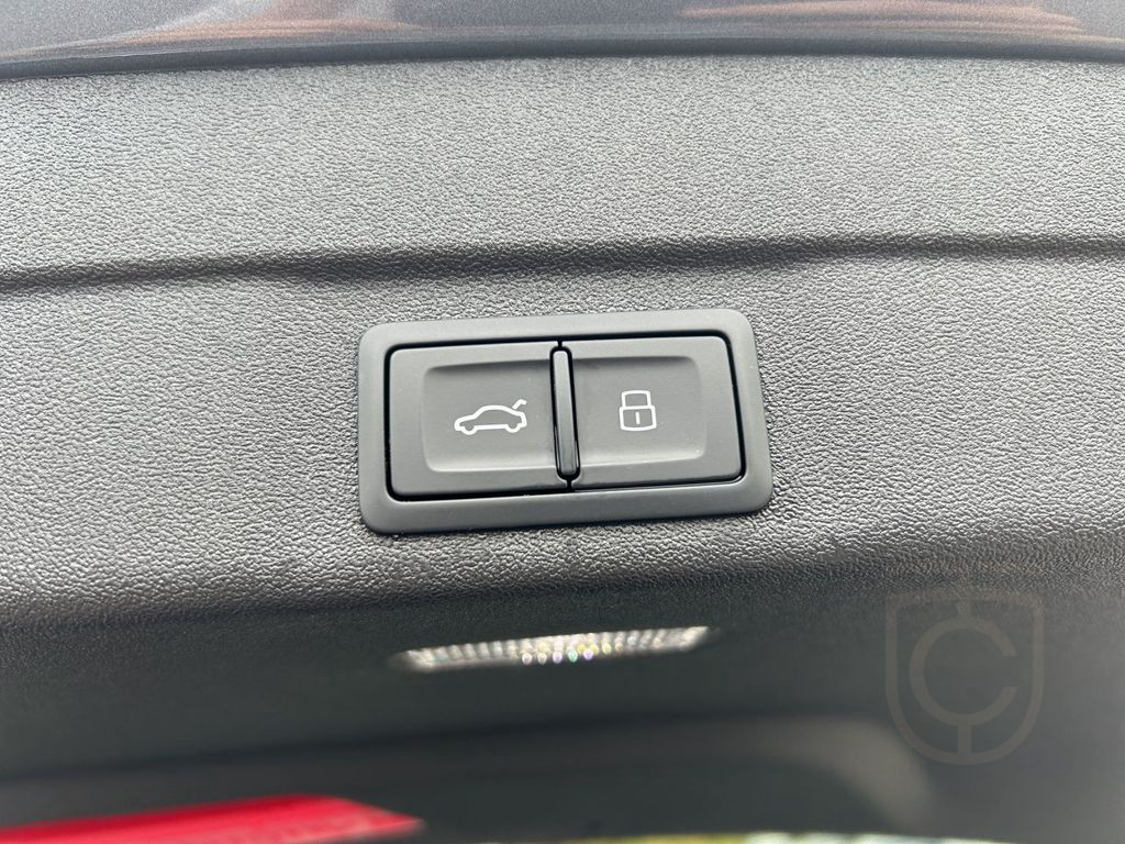 Audi S5 Avant TFSI*NAVI*MATRIX*B&O*HUD*LEDER*20ZOLL*S