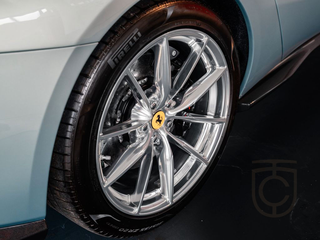 Ferrari 812 GTS *ADAS*LIFT*KARBON*SONDERLACK*JBL*