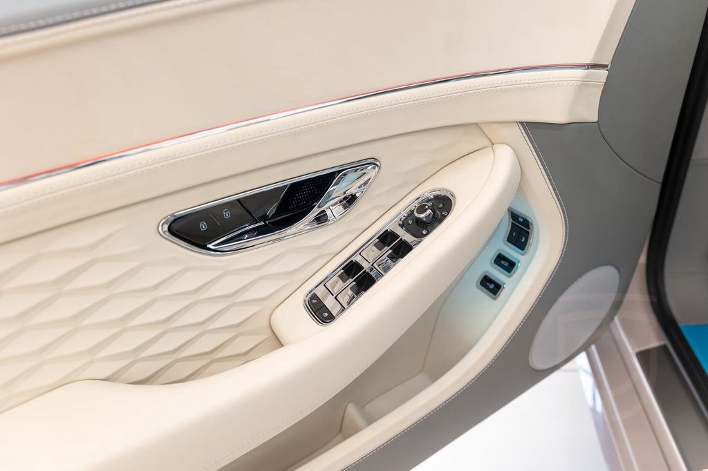 Bentley Continental GT Speed - Touring Spec., Wellness