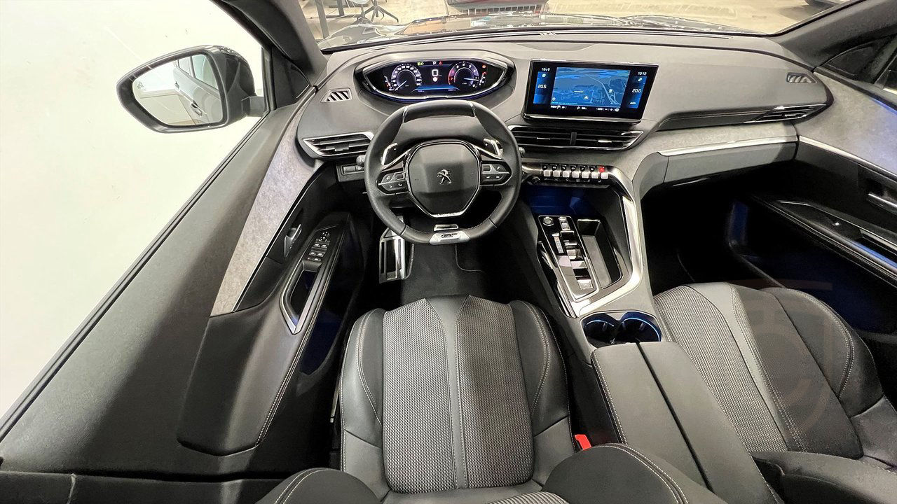 Peugeot 5008 GT 1.2 PureTech 130 EAT Black Edition
