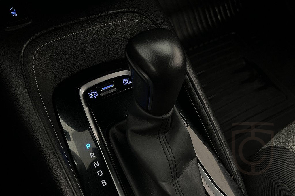 Toyota Corolla TREK Hybrid