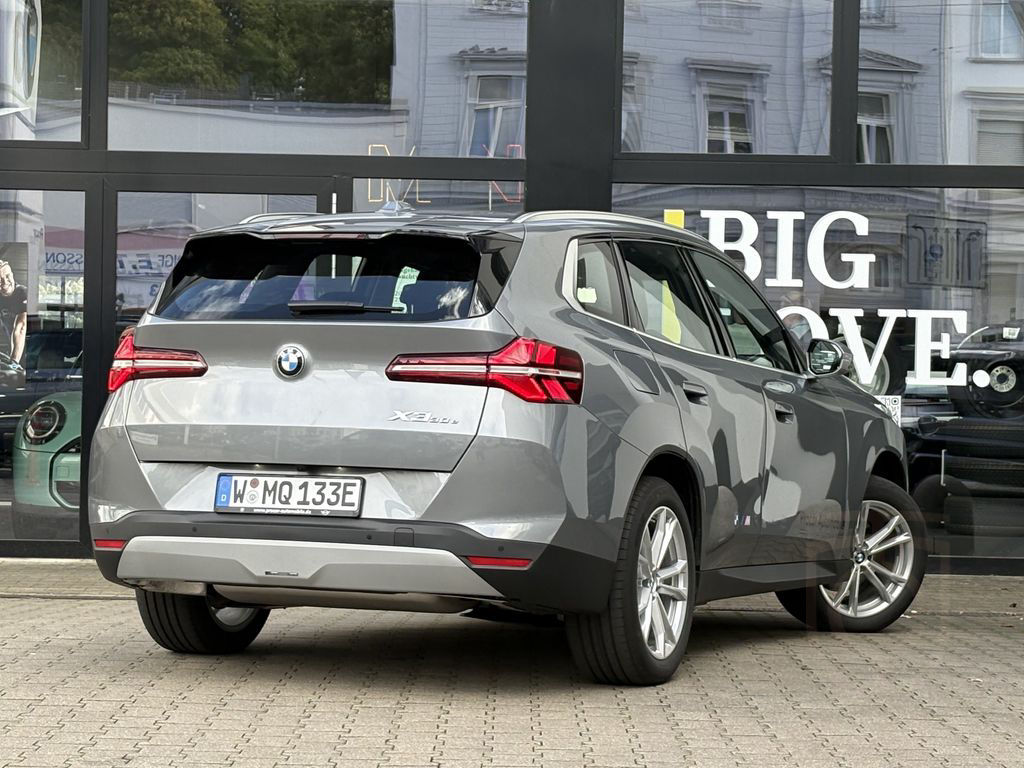 BMW X3 30e xDrive HuD PANO DA PROF PA+ H/K 19"