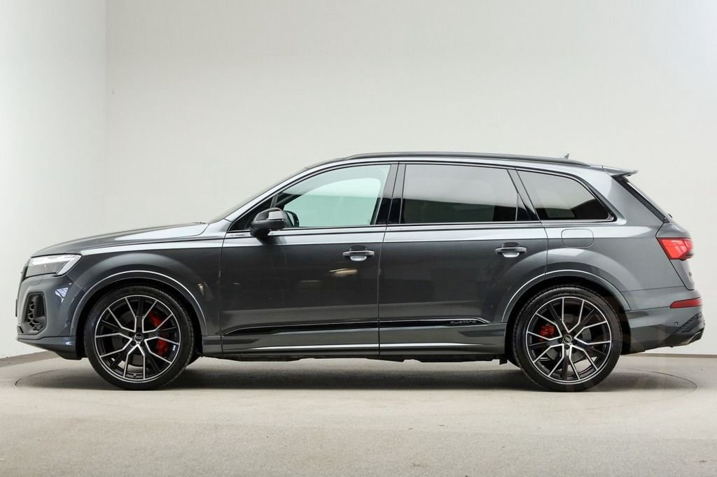 Audi Q7 60 TFSIe quattro S-LINE*HD-MATRIX*PANO*AHK*HU