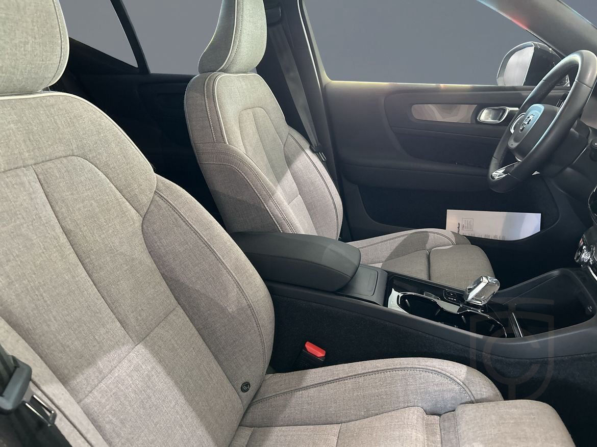 Volvo XC40 Recharge Single M Core Edt