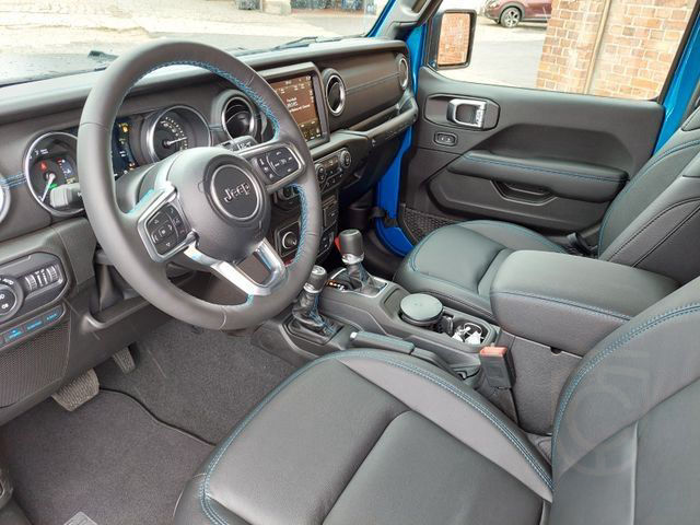 Jeep Wrangler Unlimited 2.0T Rubicon - DualTop -Umbau