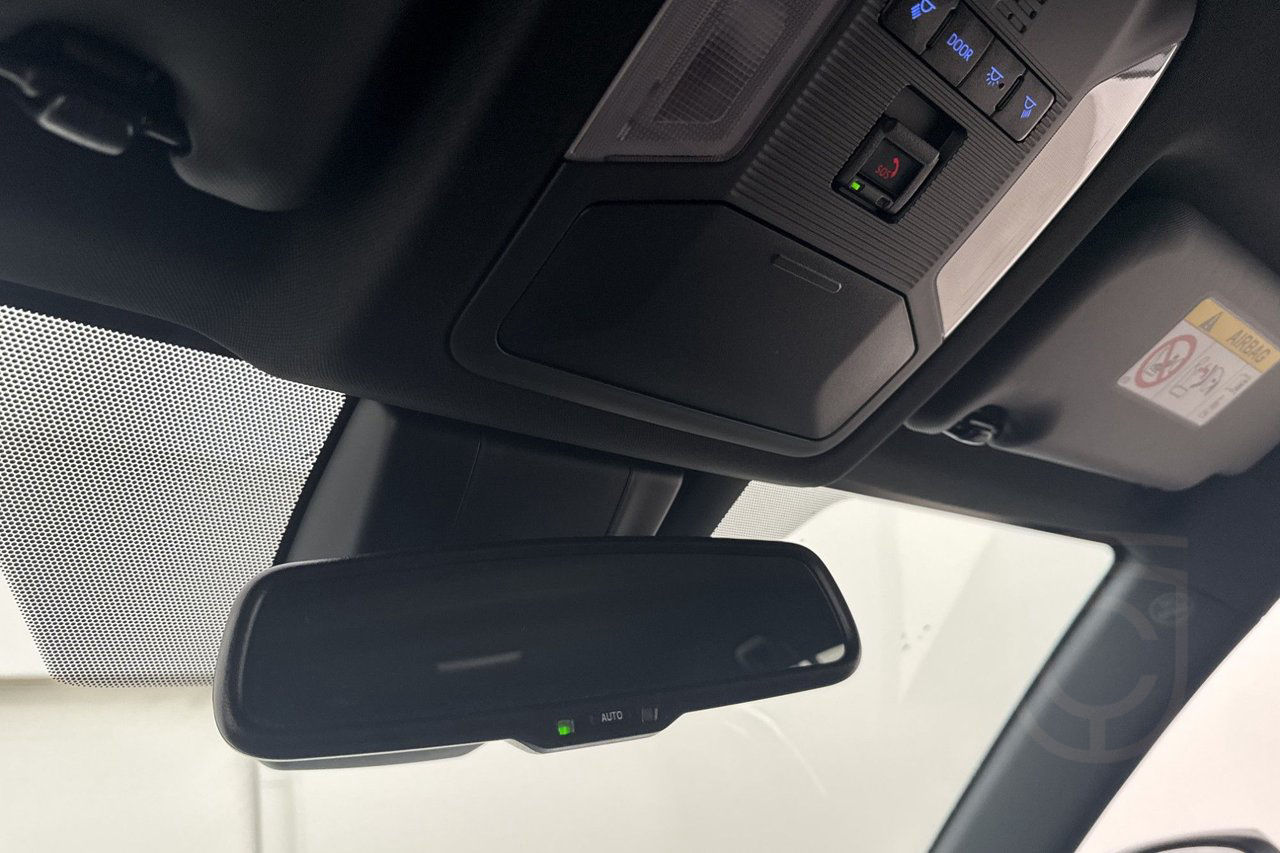 Suzuki Across Plug-in AWD