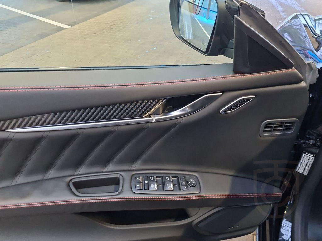 Maserati Ghibli Trofeo 3.8 V8