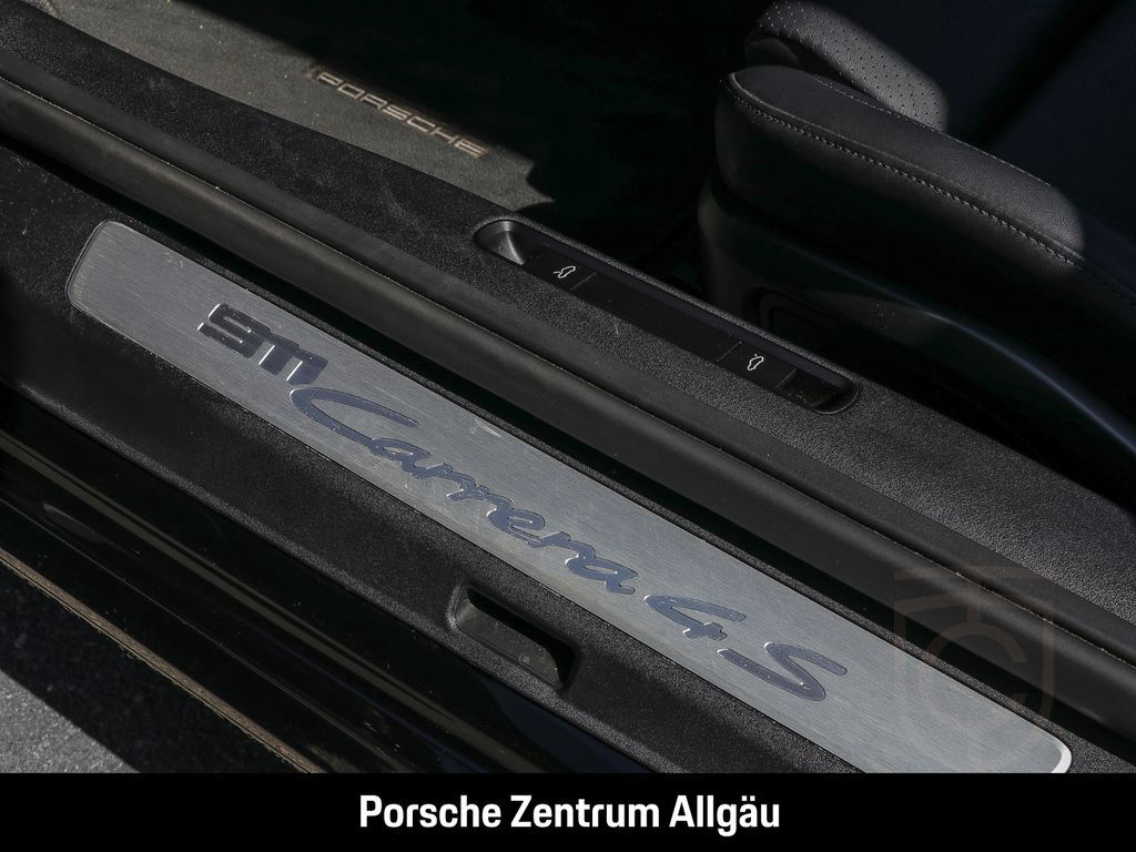 Porsche 992 911 Carrera 4S Surround-View Sport Chrono