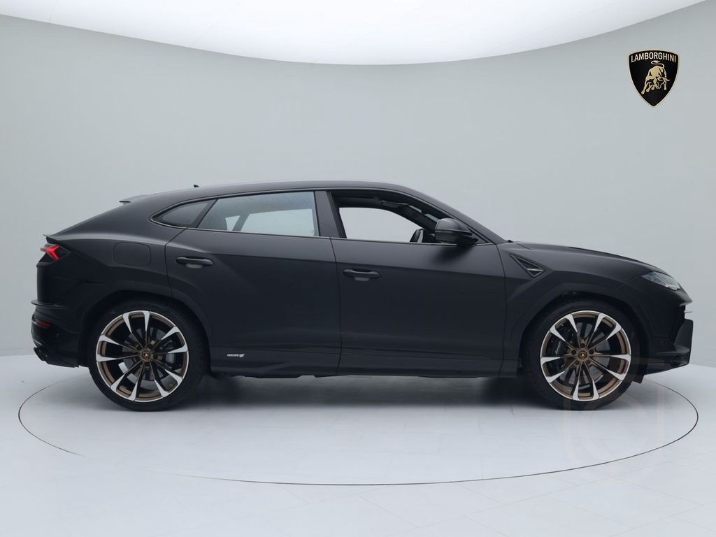 Lamborghini Urus S MY24 I NERO NEMESIS I CARBON