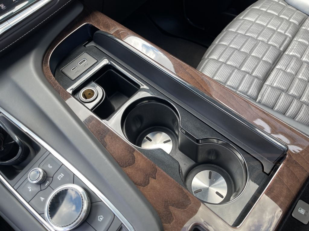 Cadillac Escalade Sport Platinum 6.2 DEUTSCHE AUSFÜHRUNG