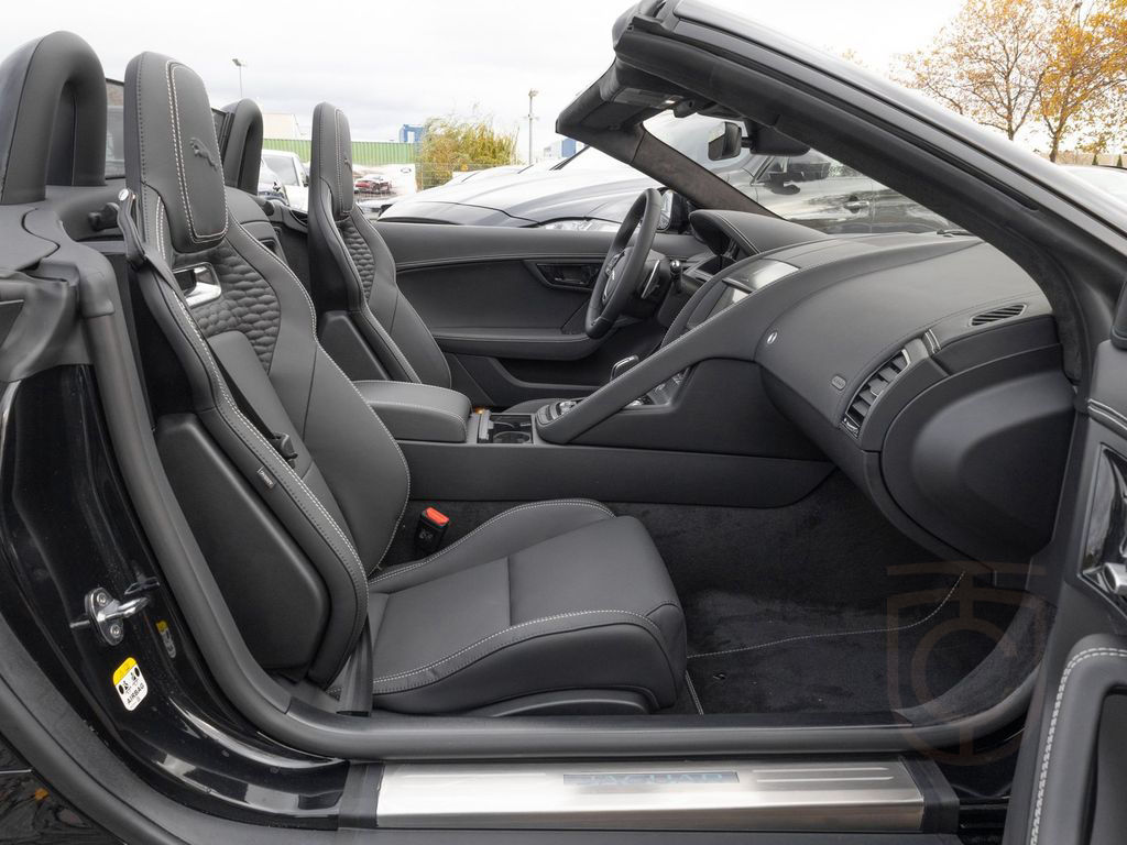 Jaguar F-TYPE P450 AWD 75 Cabriolet Neuwagengarantie