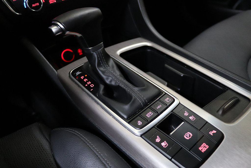 Kia Optima Sport Wagon Plug-in Hybrid Pluspaket 2