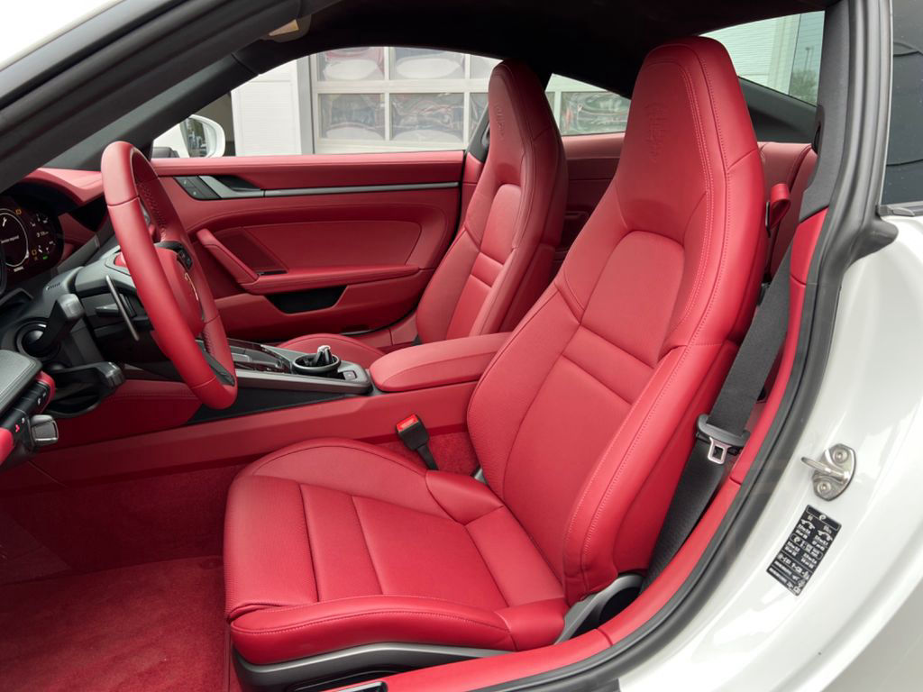Porsche 911 992 CARRERA COUPE, MY 2023, EZ. 08/2025