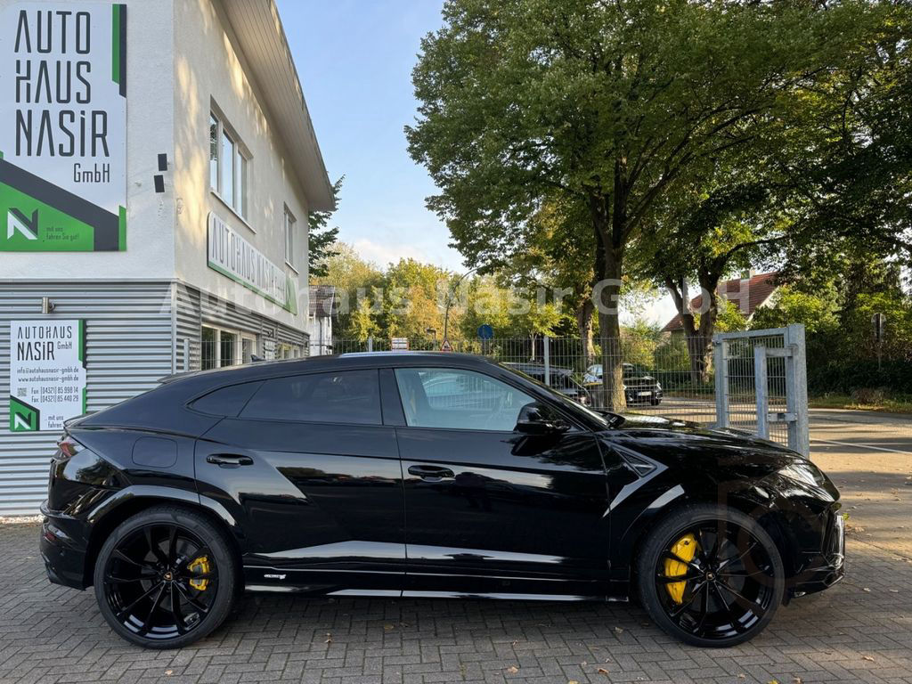 Lamborghini Urus S /BIG CARBON PCK/B&O/23"/MASSAGE/PANORAMA