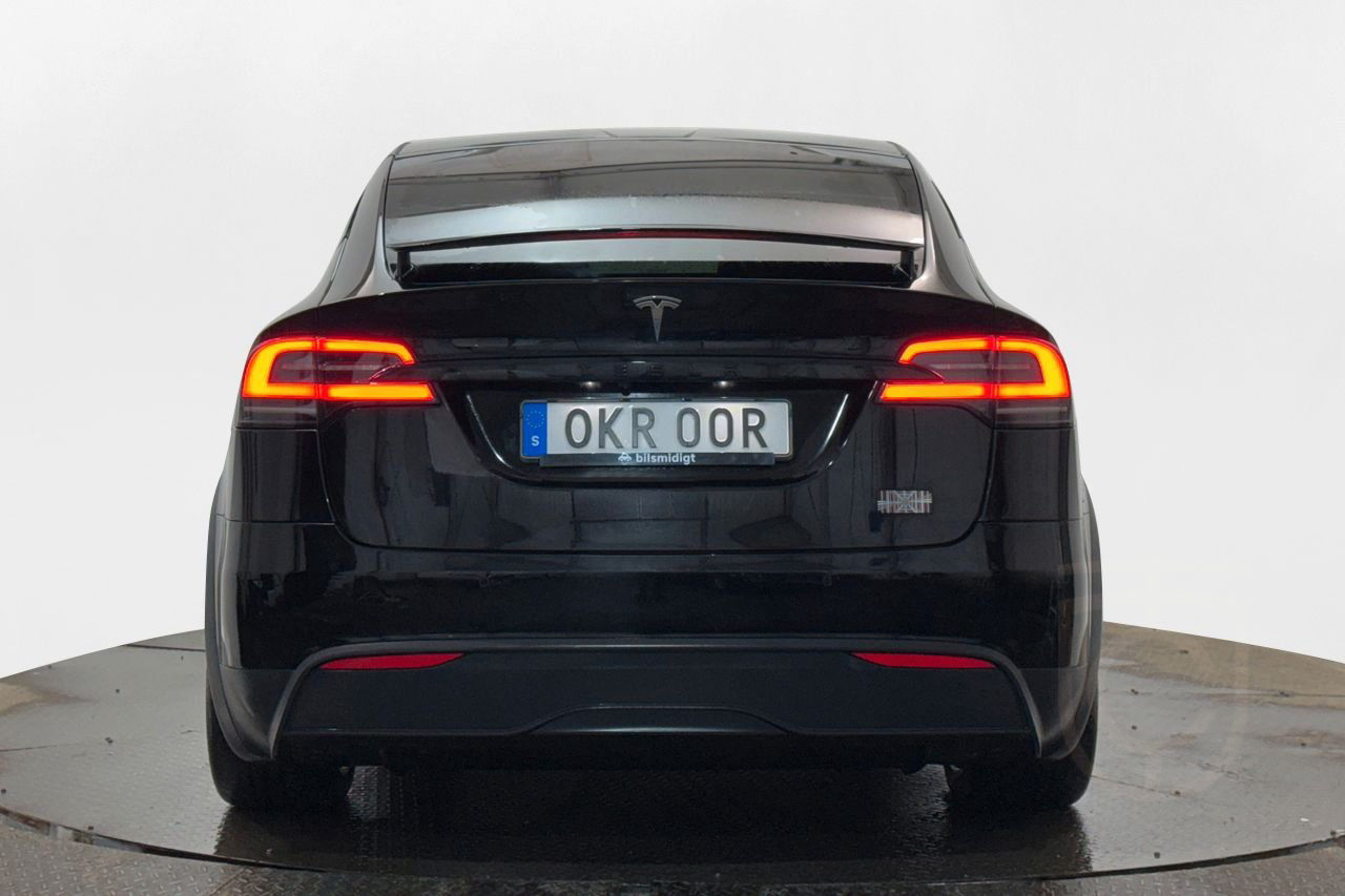 Tesla Model X Plaid