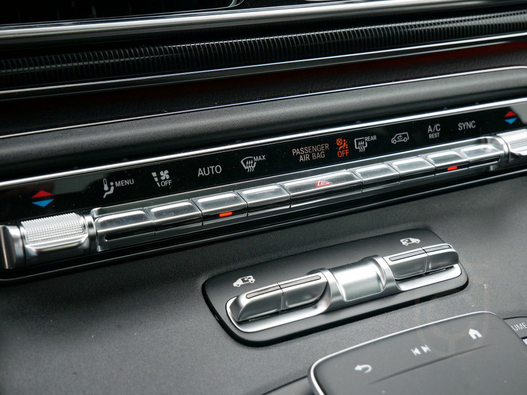 Mercedes-Benz V 300 STYLE Lang Abstandstemp. Pano Navi SHD Kam