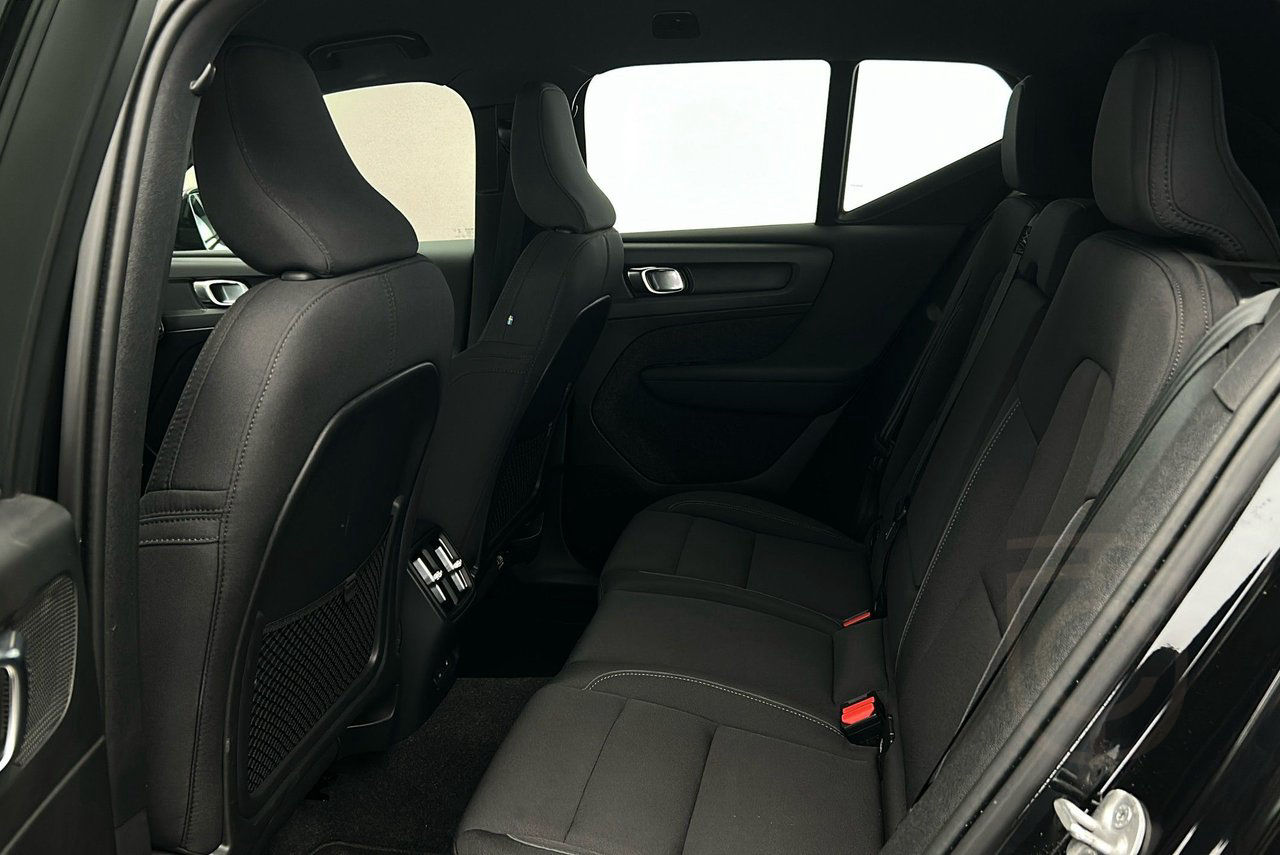 Volvo XC40 Recharge Single Motor Extended Range Core