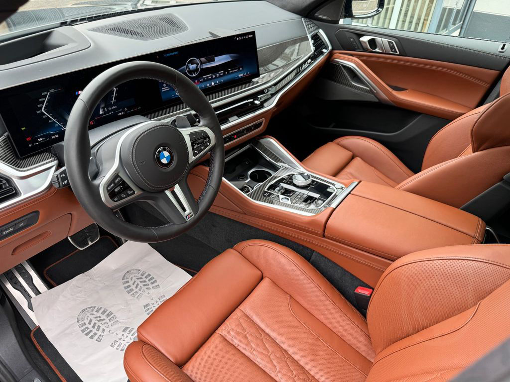BMW X6 M60i xDrive /M Sitze/Integral/Pan/NP 150.000€