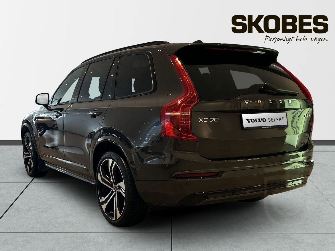 Volvo XC90 7-seater T8 Ultra Dark Edition