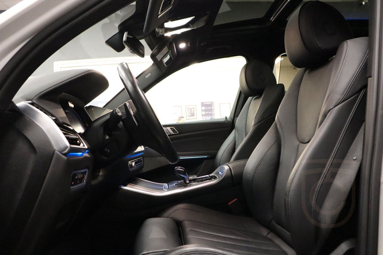 BMW X5 xDrive45e iPerformance M Sport Full-spec